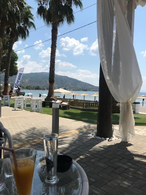 Villa Oleander Agios Nikolaos Loutra Edipsou Exteriör bild